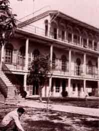 1946 - مركز المفوض السامي وقد تحول إلى مبنى السفارة الفرنسية